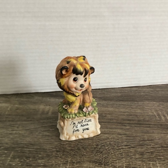 Vtg Anthropomorphic Lion Figurine - Picture 3 of 13